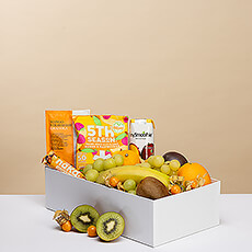 Get the day off to a sunny start with this healthy, delicious breakfast gift box. The assortment of fresh fruit, energy-boosting snacks, and orange juice would also make a great pick-me-up to brighten up your afternoon.
