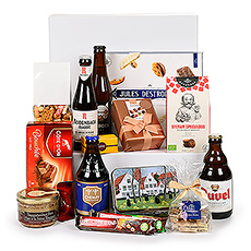 Show your "Belgitude" with this generous collection of the best Belgian chocolate, beer, and biscuits!