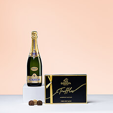 Un merveilleux cadeau pour tous ceux qui méritent d'être gâtés. La combinaison parfaite des truffes au chocolat belge Godiva et du champagne Pommery Grand Cru Royal ne peut que plaire.