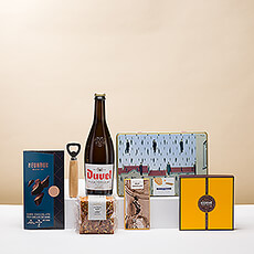 When you think of Belgium, you immediately think of chocolate and beer. This gift box is the ideal gift for a lover of traditional Belgian flavors.