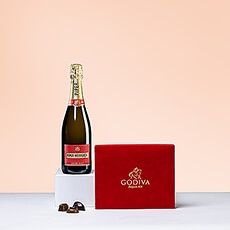 Godiva Red Velvet Box & Champagne