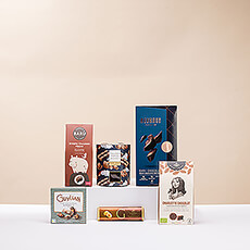 What could be better than receiving a large gift box filled with the best chocolate from Europe? How about sending it to a dear friend, family member, or important business colleague? One thing is for certain: the Chocoholic Large gift box has everything to delight your favorite chocolate enthusiast!