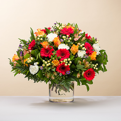Seasonal Bouquet - Luxe (40 cm)