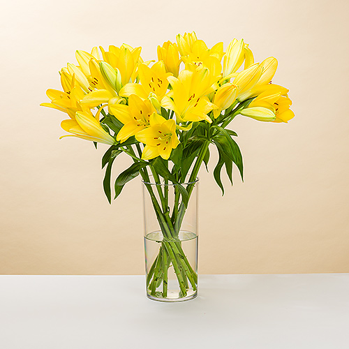 Yellow Lilies Bouquet Medium
