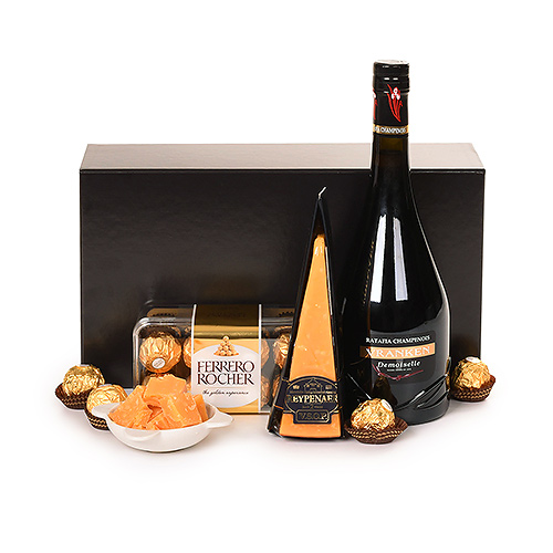 Vranken Ratafia Champenois, cheese & chocolates